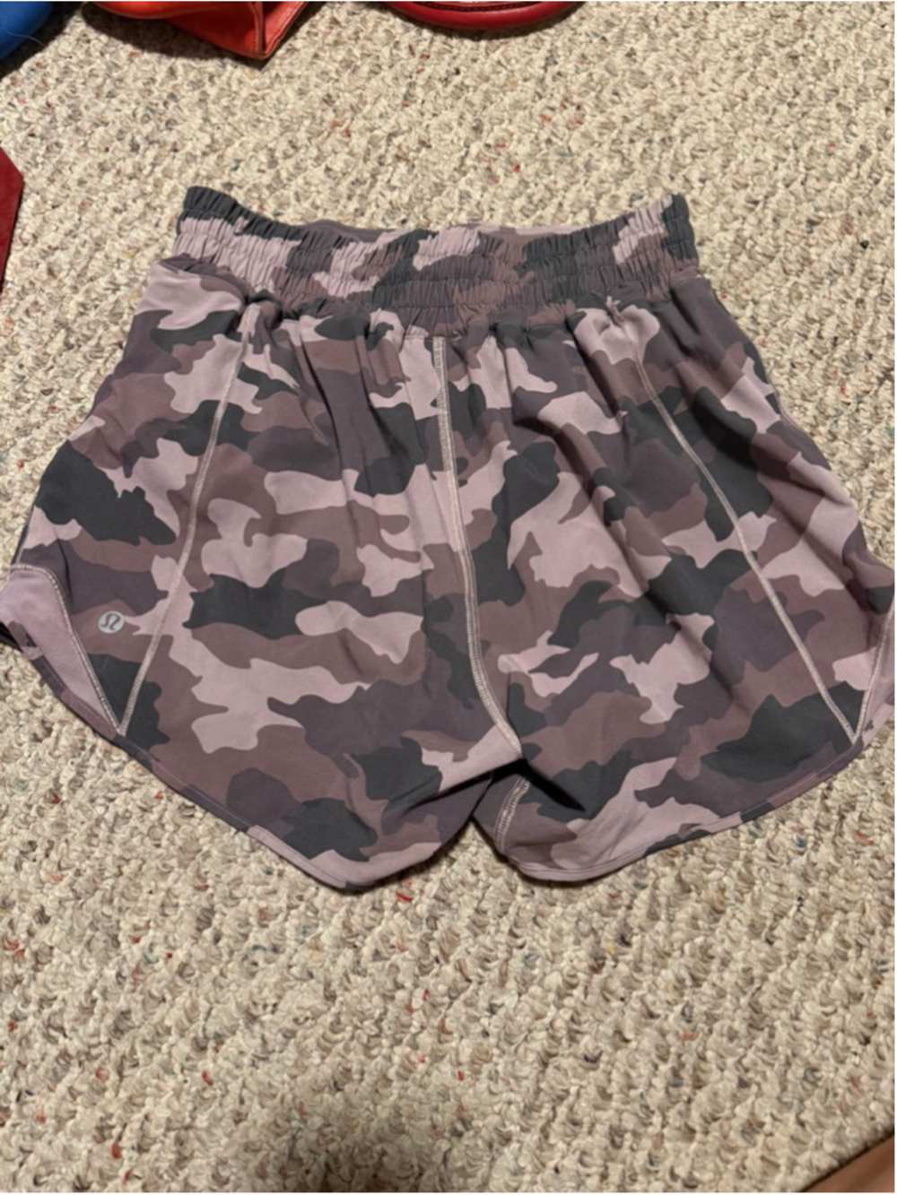 Lululemon Hotty Hot High-Rise Lined Short 4" Heritage 365 Camo 
 Mauve Size 4